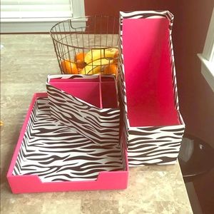 Office desk organizer